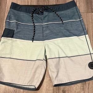 MENS Size 33 Rip Curl Board Shorts